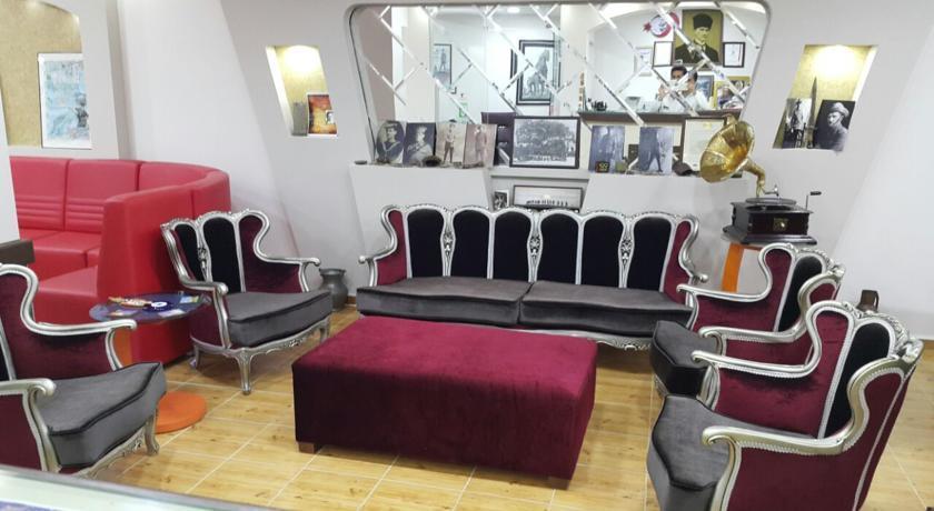 Tj'S Hotel إيجيأبات المظهر الخارجي الصورة